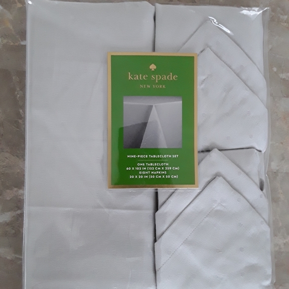 Kate spade Tablecloth set